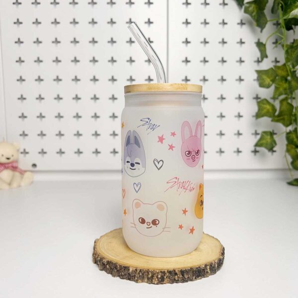 Vasos cañitas con tapa de Bambú – Stray Kids - Imagen 2