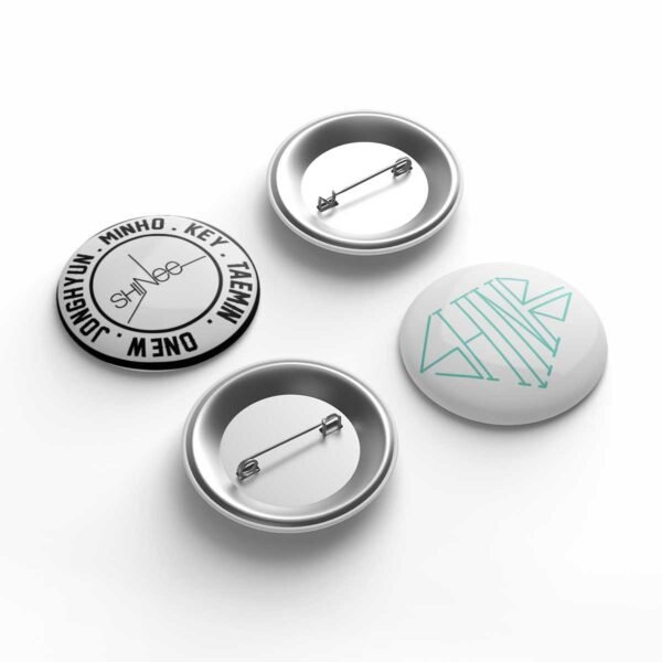 Pin chico Shinee